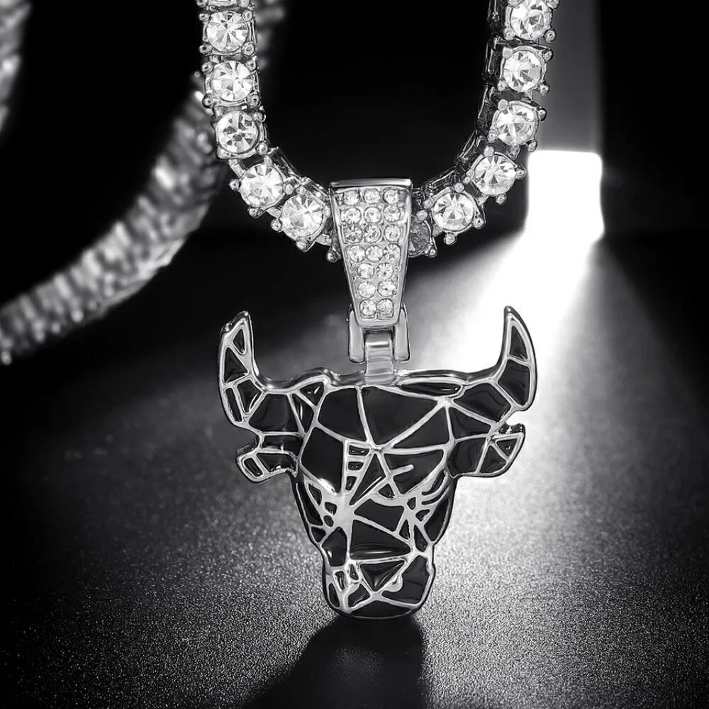 Black Cracked Bulls Necklace Set